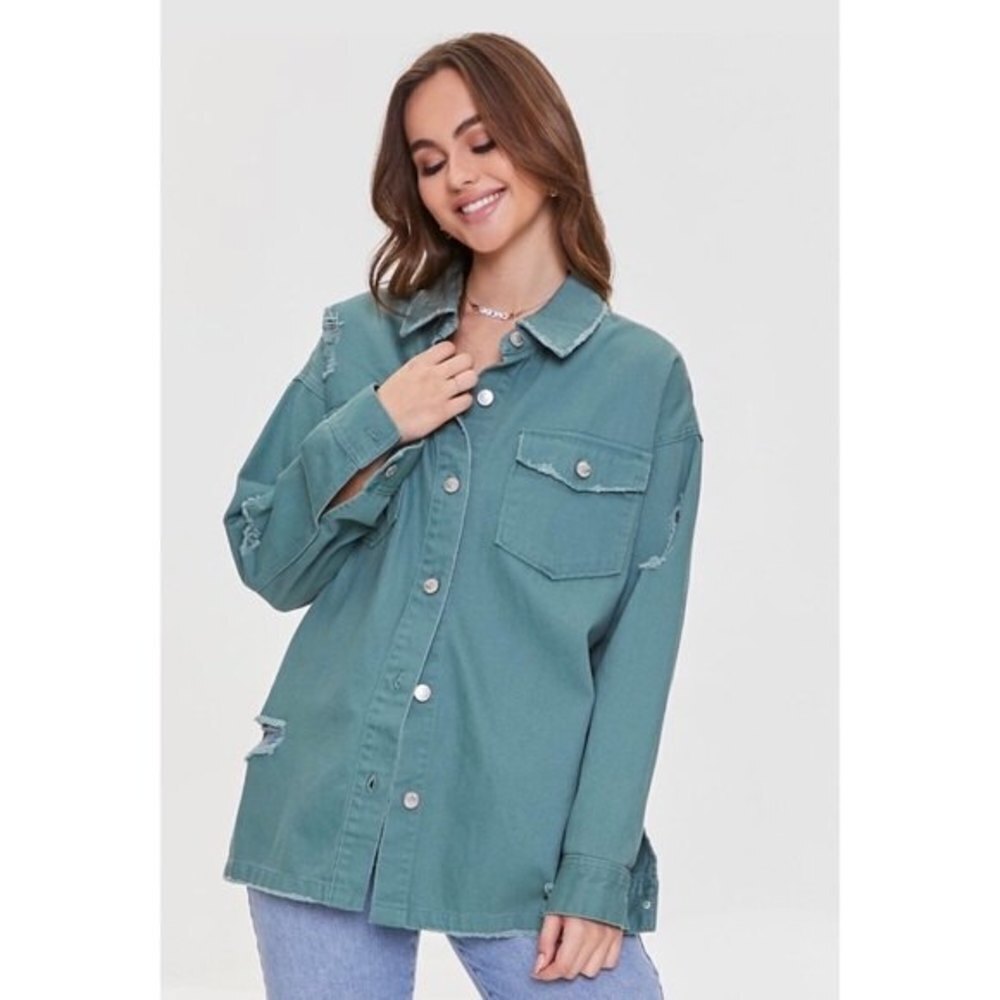 Forever 21 Distressed Twill Shacket Green Button Front NWT Womens Size Medium